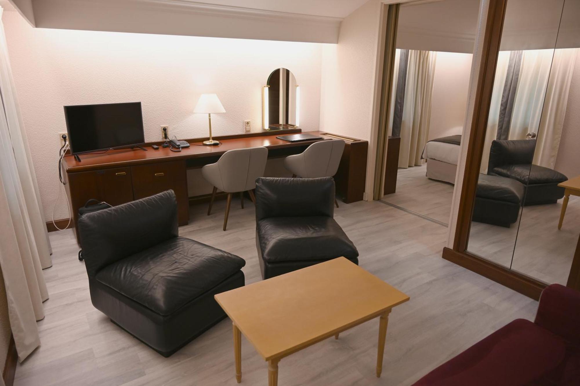Hôtel Le Rempart Tournus Quarto foto